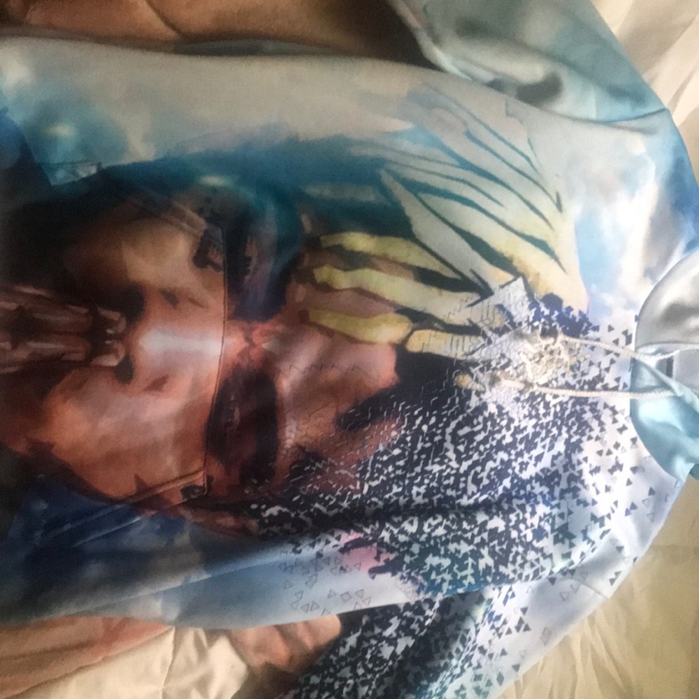 xxxtentacion hoodie and only worn once